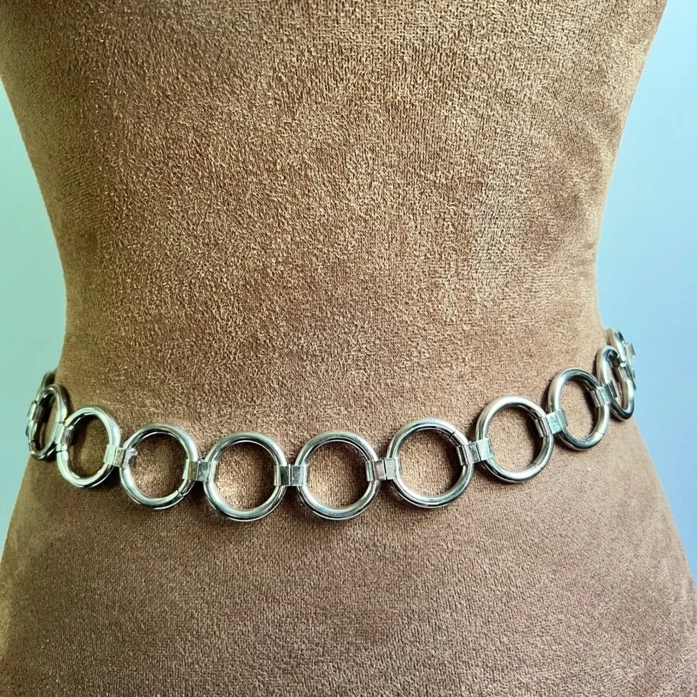 Silver Metal O Ring Chain Link Waist Belt 31 Inch Lobster Clasp Grunge Gothic
